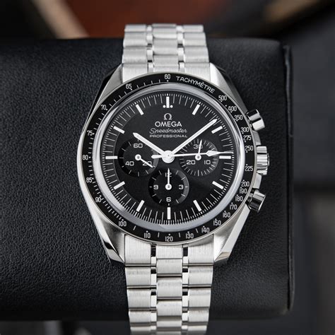 omega speedmaster moonwatch 3861